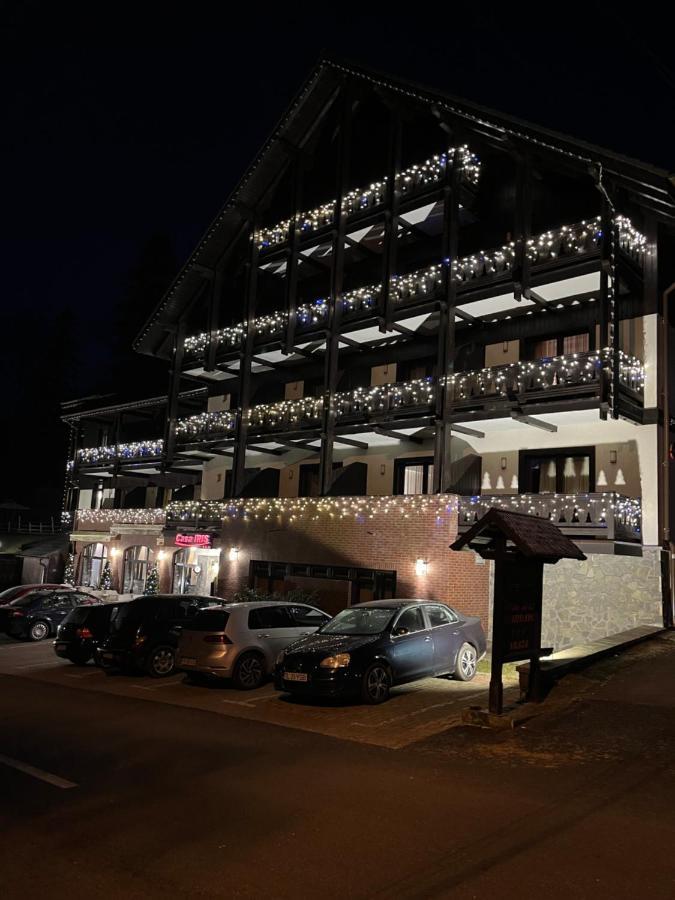 Casa Iris-Hotel & Restaurant Sinaia Exteriér fotografie